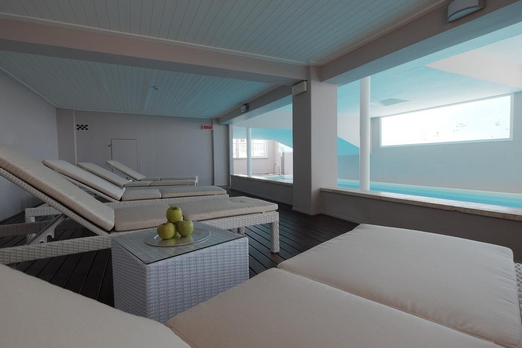 Hotel Continental سينِغاليا المظهر الخارجي الصورة