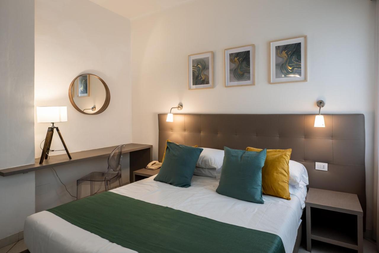 Hotel Continental سينِغاليا المظهر الخارجي الصورة